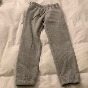 Aritzia - Cozy Fleece sweatpants (classic fit)